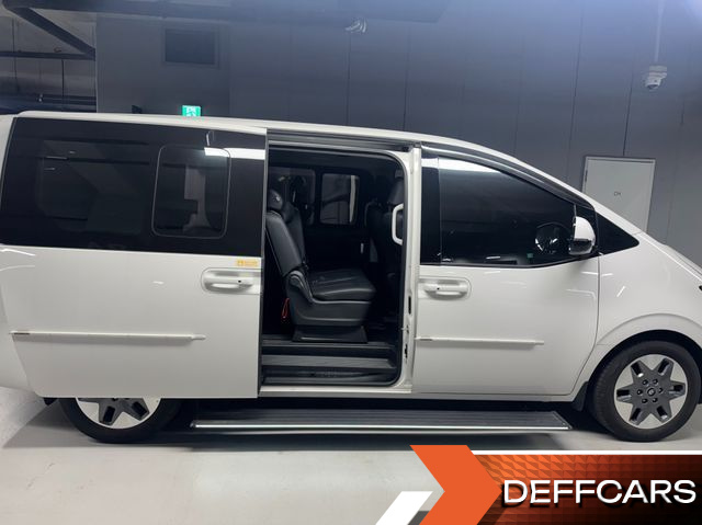 Hyundai STARIA L3.5 Tourer 11-Seater Modern купить на сайте DeffCars