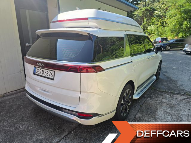 Kia CARNIVAL 7-Seater Hi-Limousine Signature купить на сайте DeffCars