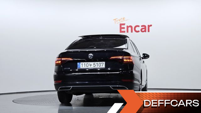 Volkswagen JETTA 1.4 TSI Prestige купить на сайте DeffCars