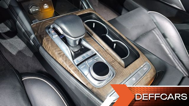Kia K9 3.8 GDI AWD Grand Platinum купить на сайте DeffCars