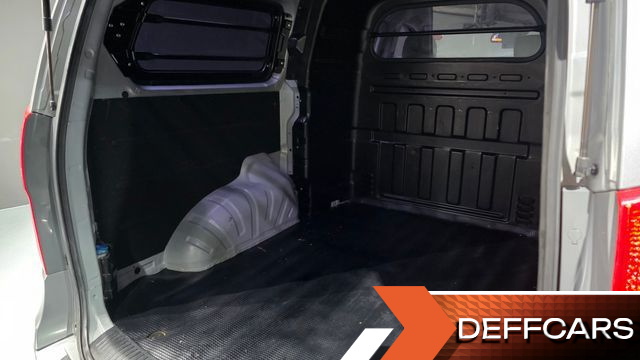 Hyundai STAREX Van 5-Seater Modern купить на сайте DeffCars