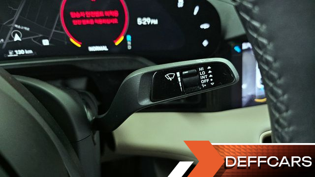 Porsche TAYCAN 4S купить на сайте DeffCars