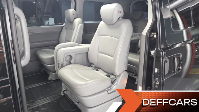 Hyundai STAREX 4WD Wagon 12-Seater Modern купить на сайте DeffCars