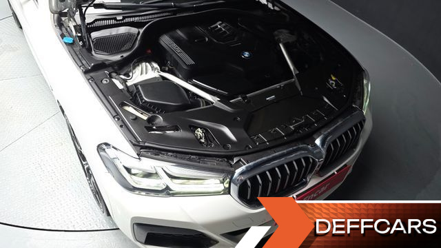 BMW 5-SERIES 530i xDrive M Sport Package купить на сайте DeffCars