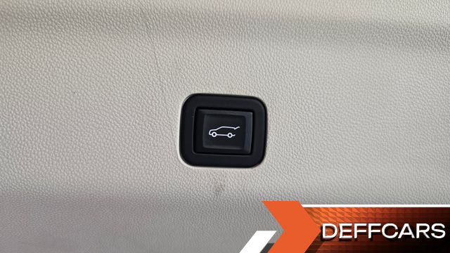 Cadillac ESCALADE 6.2 Sports Platinum купить на сайте DeffCars