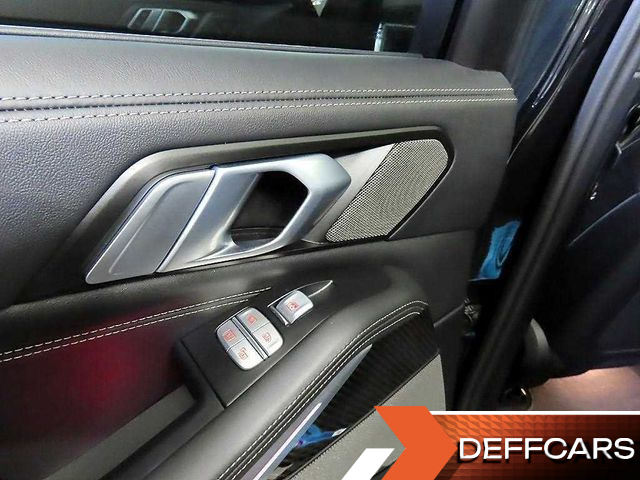 BMW X7 xDrive 40i M Sport 6STR купить на сайте DeffCars