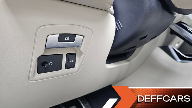 Land Rover RANGE ROVER VELAR 3.0 D300 R-Dynamic HSE купить на сайте DeffCars