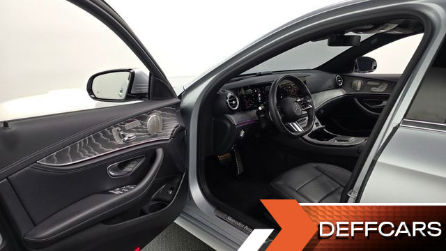 Mercedes E-CLASS E350 4MATIC AMG Line купить на сайте DeffCars