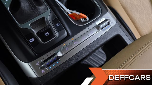 Kia CARNIVAL Diesel 9-Seater Prestige купить на сайте DeffCars