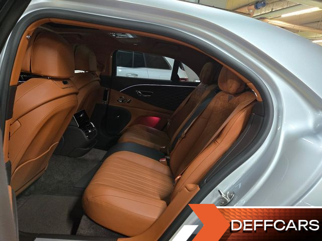 Bentley FLYING SPUR 4.0 купить на сайте DeffCars