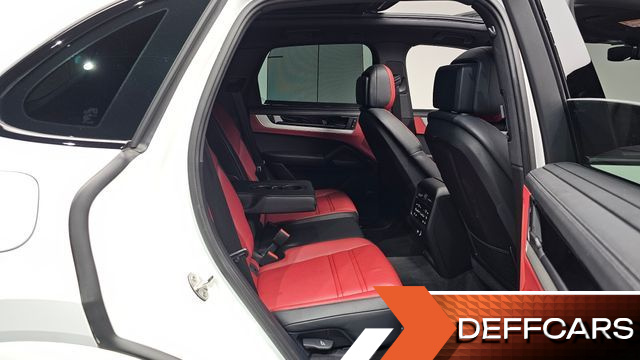 Porsche CAYENNE 3.0 купить на сайте DeffCars