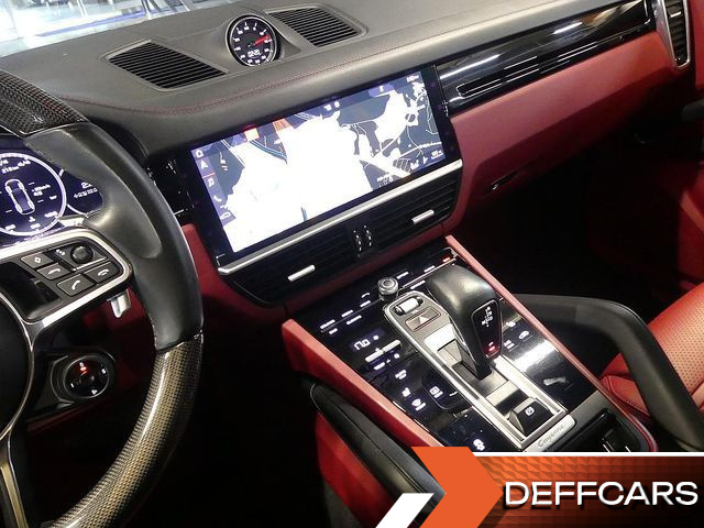 Porsche CAYENNE 3.0 купить на сайте DeffCars