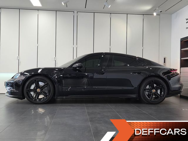 Porsche TAYCAN GTS купить на сайте DeffCars
