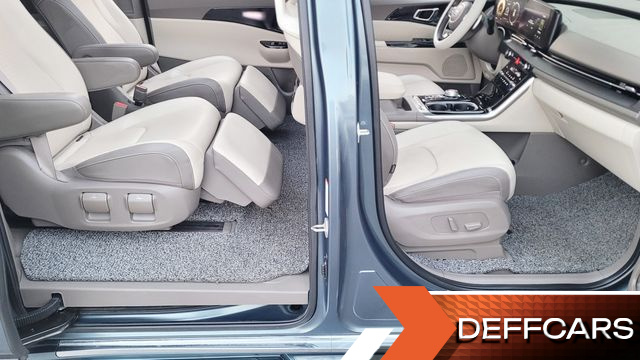 Kia CARNIVAL Gasoline 7-Seater Signature купить на сайте DeffCars