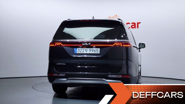 Kia CARNIVAL Gasoline 7-Seater Signature купить на сайте DeffCars