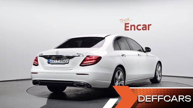 Mercedes E-CLASS E200 Avantgarde купить на сайте DeffCars