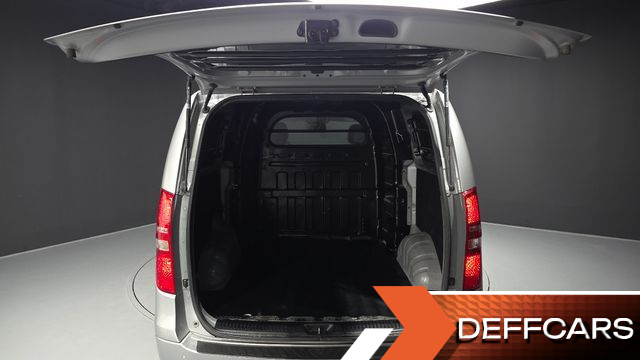 Hyundai STAREX Van 5-Seater Modern купить на сайте DeffCars
