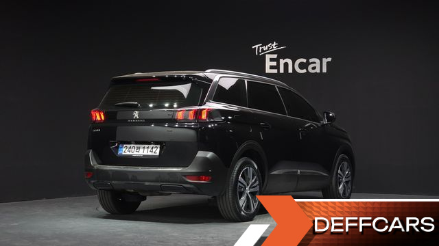 Peugeot 5008 1.2 Pure Tech Allure купить на сайте DeffCars