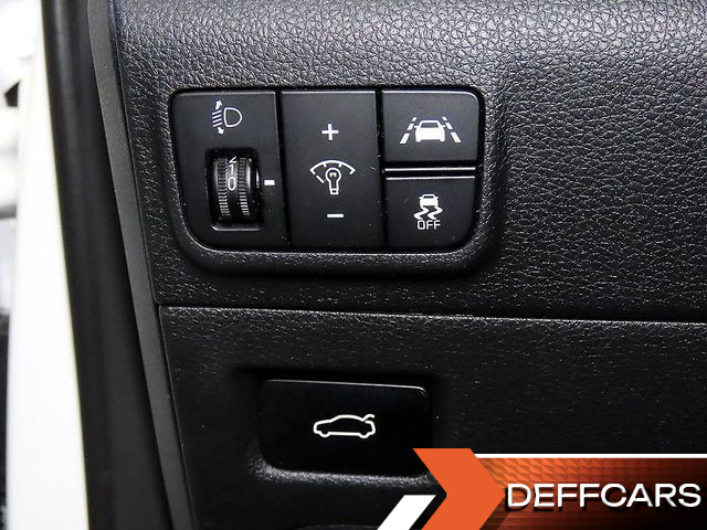 Kia K5 2.0 Noblesse купить на сайте DeffCars