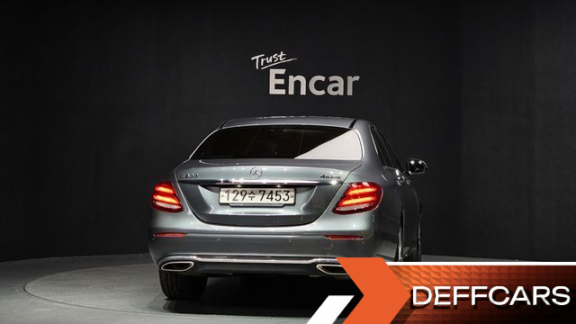 Mercedes E-CLASS E300 4MATIC Avnatgarde купить на сайте DeffCars