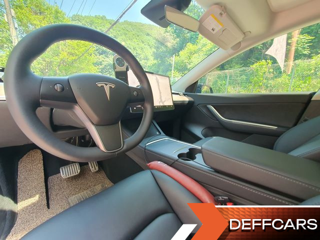 Tesla MODEL Y Long Range AWD купить на сайте DeffCars