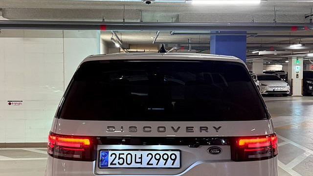 Land Rover DISCOVERY 2.0 SD4 SE купить на сайте DeffCars