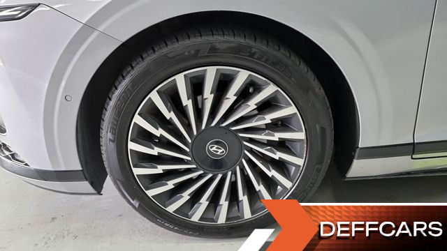 Hyundai GRANDEUR 2,5 Gasoline 2WD Calligraphy купить на сайте DeffCars