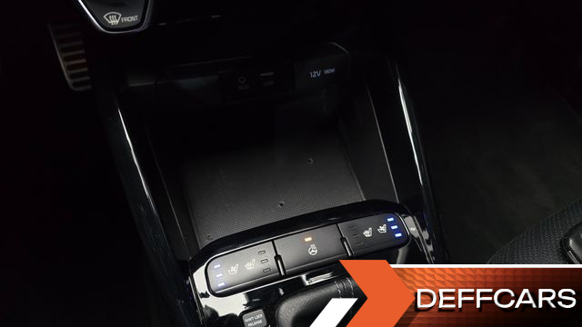 Kia STONIC 1.4 Prestige купить на сайте DeffCars
