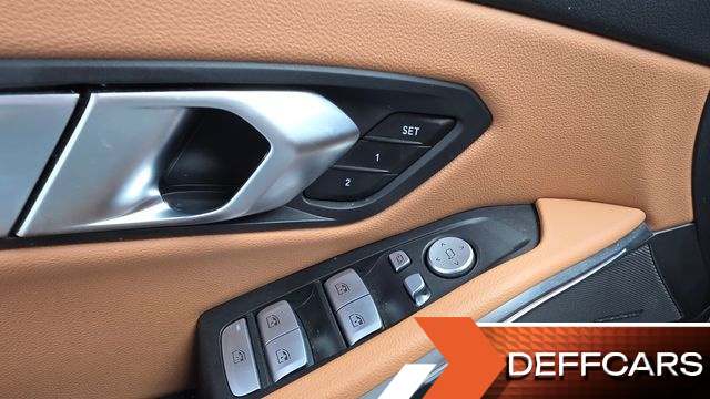 BMW 3-SERIES 320i M Sport купить на сайте DeffCars