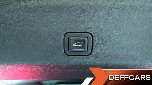 Cadillac ESCALADE 6.2 ESV ESV Premium Luxury Platinum купить на сайте DeffCars