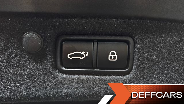 Hyundai GRANDEUR 2.5 Calligraphy купить на сайте DeffCars