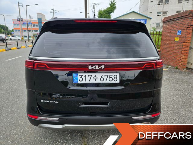Kia CARNIVAL Diesel 7-Seater Noblesse купить на сайте DeffCars