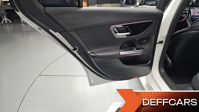 Mercedes C-CLASS C300 4MATIC AMG Line купить на сайте DeffCars