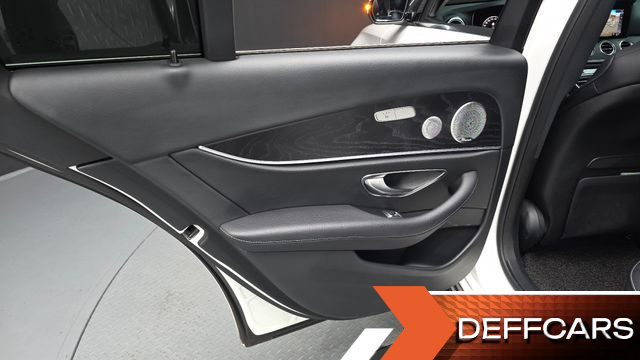 Mercedes E-CLASS E300 4MATIC Avnatgarde купить на сайте DeffCars