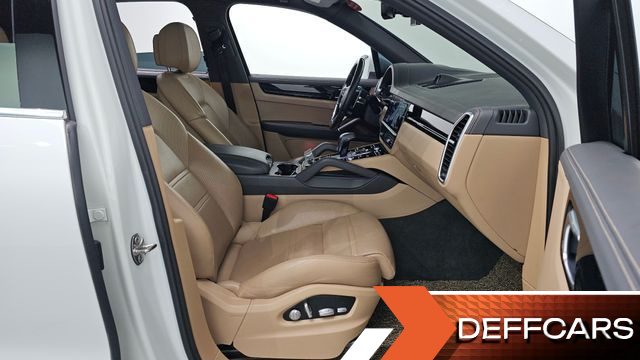 Porsche CAYENNE 3.0 купить на сайте DeffCars