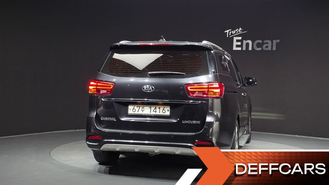 Kia CARNIVAL 7-Seater Limousine VIP купить на сайте DeffCars