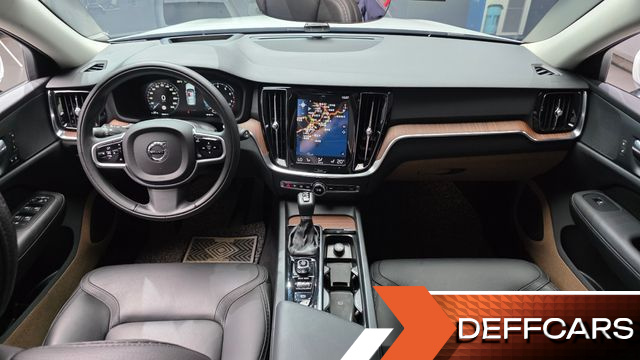 Volvo V60 T5 AWD купить на сайте DeffCars