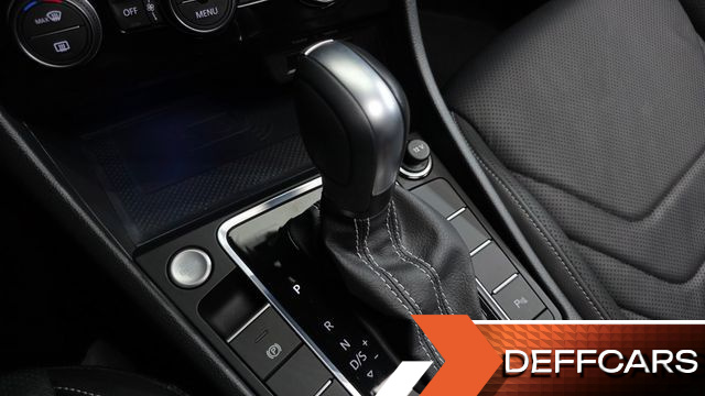 Volkswagen JETTA 1.4 TSI Prestige купить на сайте DeffCars