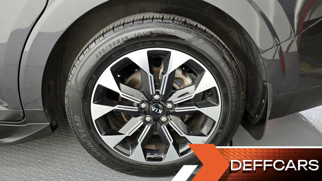 Kia CARNIVAL Gasoline 7-Seater Noblesse купить на сайте DeffCars