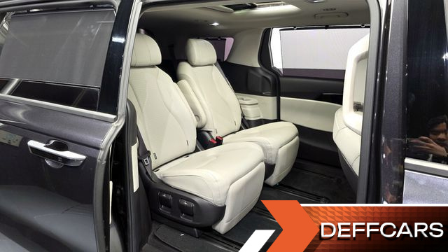 Kia CARNIVAL Gasoline 7-Seater Noblesse купить на сайте DeffCars