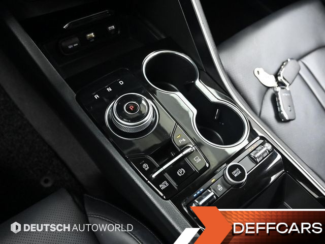 Kia K5 2.0 Prestige купить на сайте DeffCars
