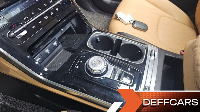 Kia CARNIVAL Gasoline 9-Seater Noblesse купить на сайте DeffCars