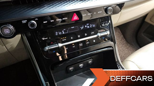 Kia CARNIVAL Gasoline 9-Seater Hi-Limousine Signature купить на сайте DeffCars