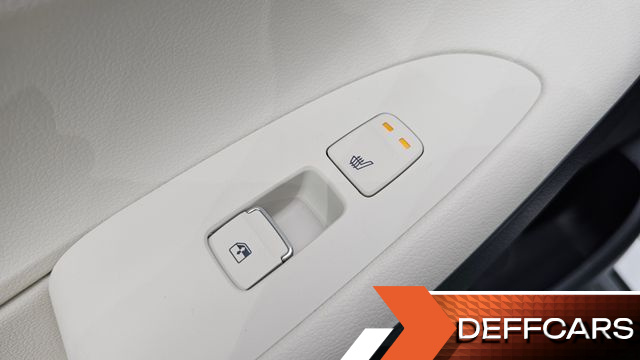 Hyundai GRANDEUR 2.5 Le Blanc купить на сайте DeffCars