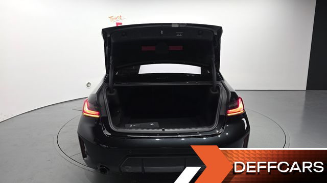 BMW 3-SERIES 320i M Sport купить на сайте DeffCars