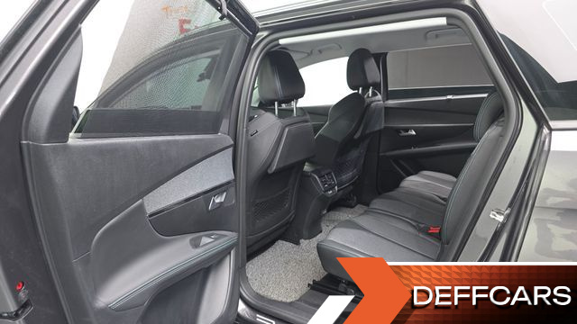 Peugeot 5008 1.2 Pure Tech Allure купить на сайте DeffCars