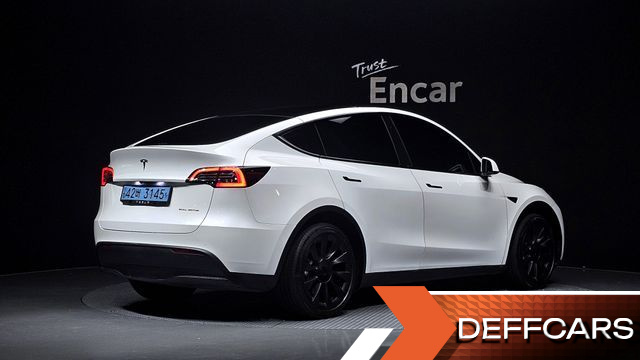 Tesla MODEL Y Long Range AWD купить на сайте DeffCars