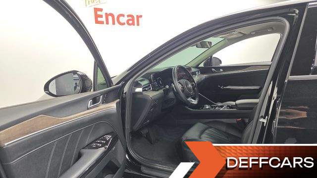 Kia K5 Signature купить на сайте DeffCars