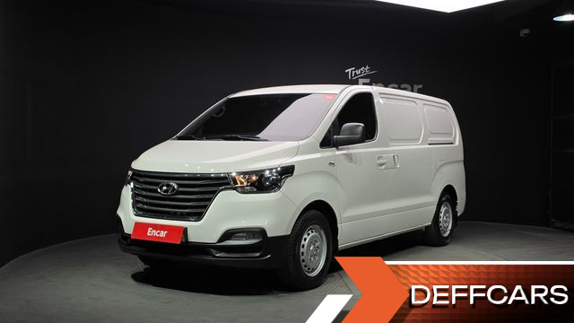 Hyundai STAREX Van 3-Seater Style купить на сайте DeffCars