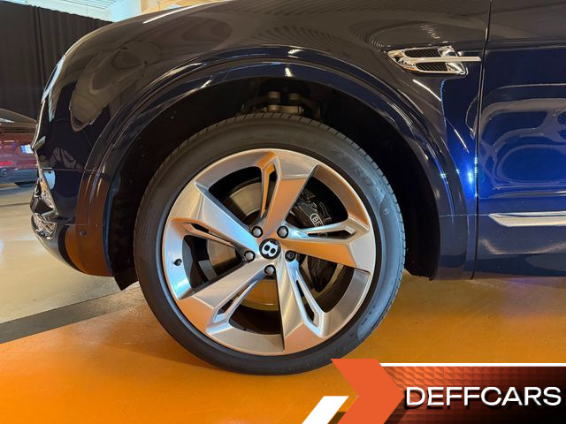 Bentley BENTAYGA 6.0 W12 купить на сайте DeffCars
